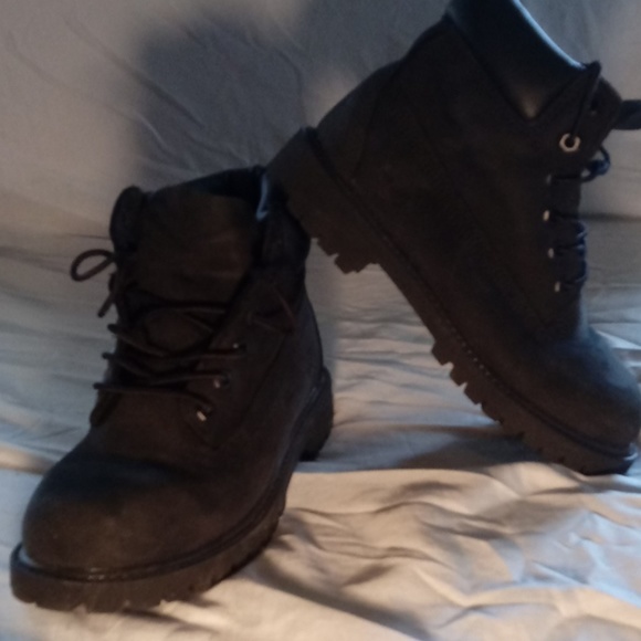 black timberland boots price